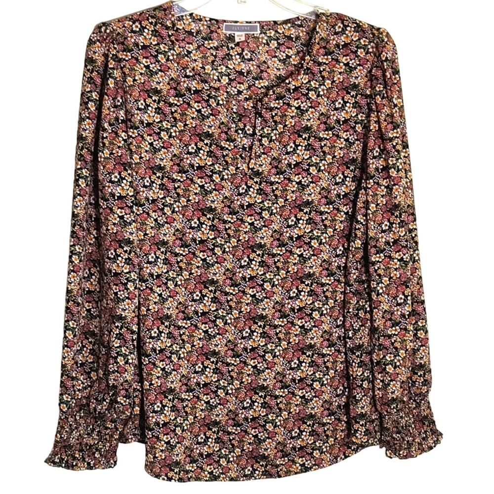 Pleione Floral Blouse Women's Size M Black Ditzy Print Long Sleeve Smocked Tunic